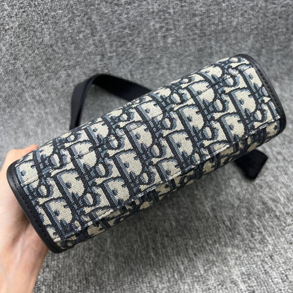 100% Authentic Dior Leather Hand Bag - Picture 8 of 16